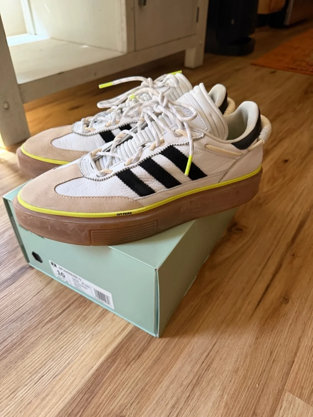 Adidas Ivy Park Supersleek 72